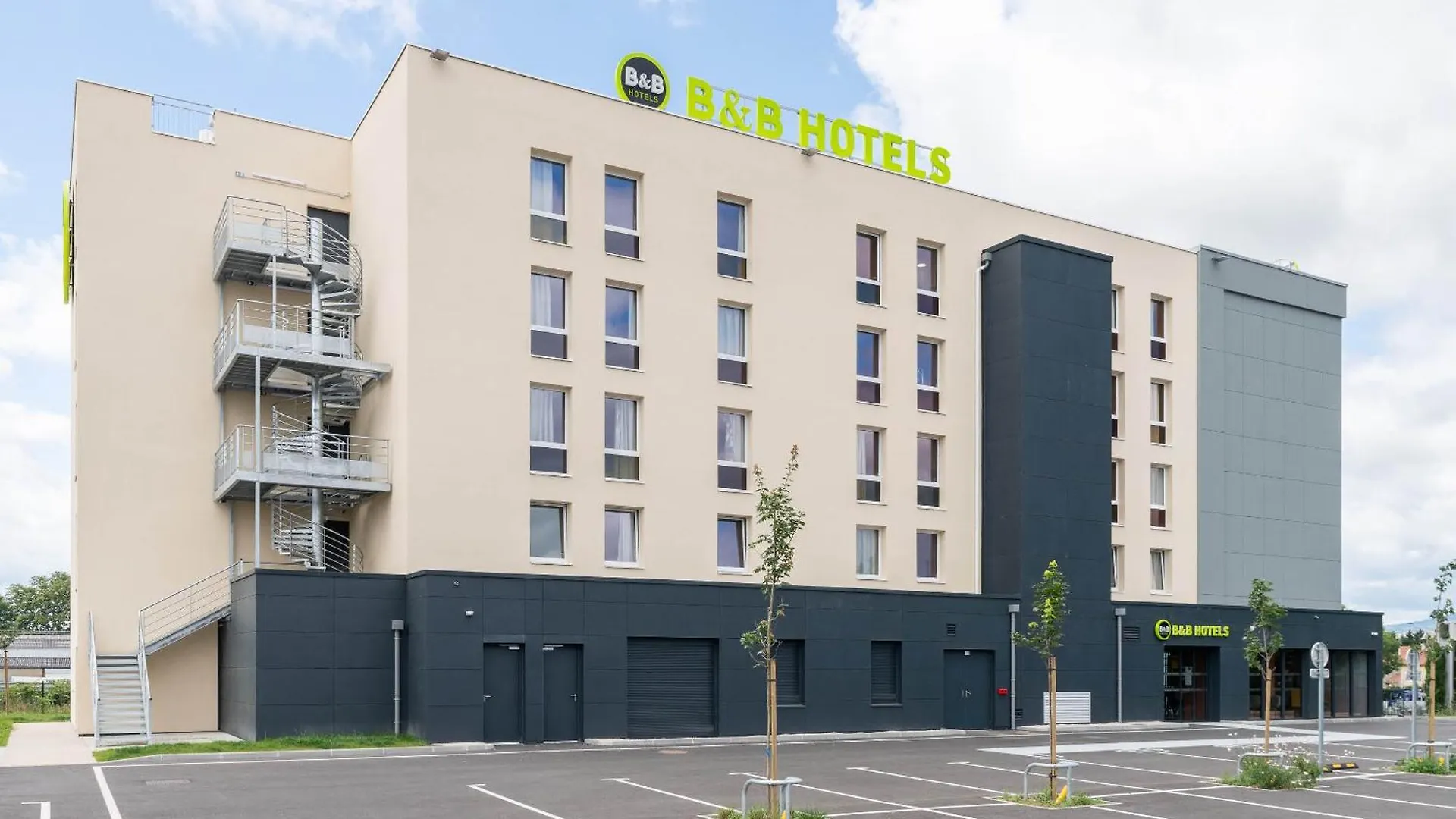 B&B Hotel Villefranche-Sur-Saone Sud 3*,  France